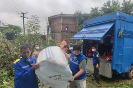 Dinsos Gowa salurkan bantuan kepada 77 KK korban angin kencang