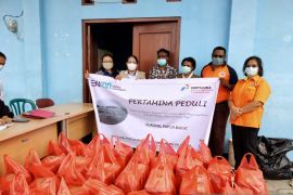 Pertamina Sorong bantu korban musibah gelombang tinggi