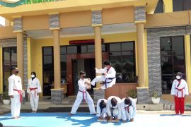 Atlet taekwondo Tabalong ikuti Gubernur Kaltim Cup Open
