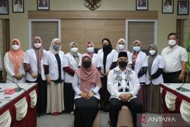 Bupati terima 11 dokter internship akan tugas di HSS