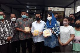 Wali Kota Kediri dampingi Wagub ke Kampung Tahu