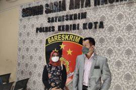 Seorang dokter di Kediri laporkan dugaan rekayasa data penerima vaksin