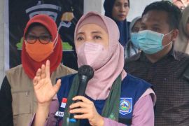 Wagub NTB ajak warga menabung di bank sampah