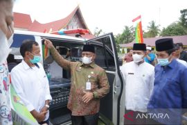 PT Charoen Pokphand Jaya Farm bantu Kampar satu unit ambulans