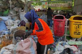 Masalah sampah dan upaya Pemkab HST mengatasinya