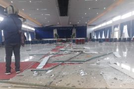 6.1-Magnitude quake in West Sumatra felled several hundred houses