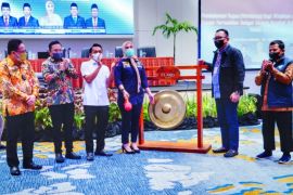 Ditjen Otda minta regulasi daerah sesuai turunan UU Cipta Kerja