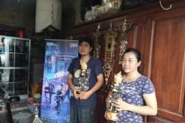 Perajin "uang kepeng" Klungkung bertahan saat pandemi