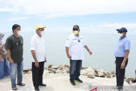 Pemprov Gorontalo bangun pengaman abrasi di Pantai Pentadu Pohuwato dari dampak air laut