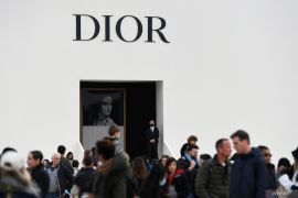 Dior usung tema "survival" Di Pekan Mode Paris