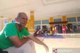 Kisah Andri tetap tegar di tengah musibah bertubi gempa Pasaman Barat
