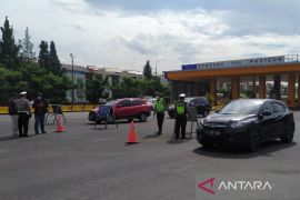 Kota Bandung masih berlakukan ganjil-genap di 5 gerbang tol