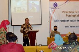 Kemnaker tingkatkan produktivitas instruktur BPVP dan BLK di Sulawesi Tenggara