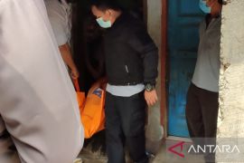 Seorang pria siarkan langsung gantung dirinya di Instagram