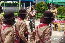 Latihan PBB Babinsa Koramill Daha Utara untuk tanamkan jiwa nasionalisme