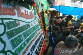 Pebalap Kuntet dimakamkan di TPU Punggolaka Kota Kendari