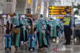Arab Saudi cabut 7 aturan pencegahan penyebaran COVID-19