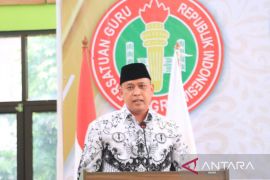 Plt Wali Kota Bekasi buka Konferensi Kerja PGRI Masa Bakti 2020-2025