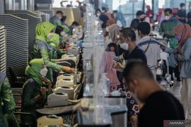 Epidemiolog dukung pencabutan aturan tes PCR dalam perjalanan domestik