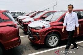 Presiden Tinjau Pelepasan Ekspor Mobil Ke Sejumlah Negara