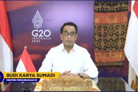 Truk ODOL sebabkan jalan rusak dan kecelakaan, kata Menhub