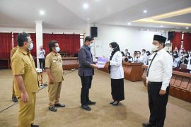 Pemkot Kediri serahkan SK 93 orang P3K guru formasi 2021