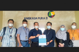 PLN komitmen tingkatkan kualitas layanan dorong pertumbuhan sektor bisnis - industri