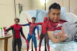 Penulis Hilman "Lupus" Hariwijaya meninggal dunia