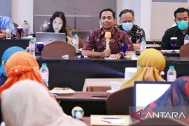 Pemkab dan DPRD Bekasi percepat realisasi pembangunan