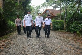 Trenggalek manfaatkan dana PEN Rp100 miliar untuk perbaiki jalan dan jembatan