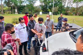 Bupati Tanah Datar dukung PLN sosialisasikan mobil listrik