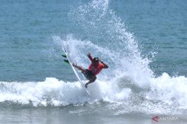 PB PSOI holds national surfing championship to find new talents