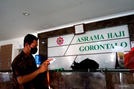 Jamaah haji Kloter 14 UPG masuk asrama haji Gorontalo