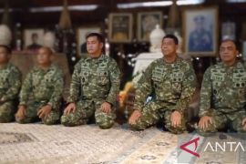 Pangkostrad ziarah ke makam Soeharto di Giribangun Karanganyar