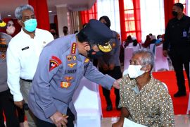 Akselerasi percepatan vaksinasi di 5.703 titik, Kapolri ingatkan kembali pentingnya "booster"