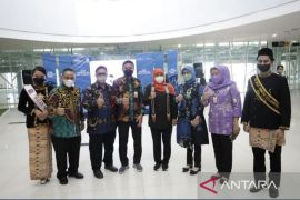 Gubernur Jatim Khofifah  bawa tanah Kerajaan Majapahit untuk IKN