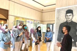 Pemkot Batam kumpulkan barang bersejarah dari pulau-pulau penyangga