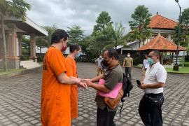 Dua WNA Italia & Inggris tertangkap mencuri di Bali, terancam penjara 12 tahun