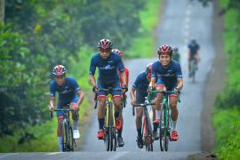 Ratusan pesepeda berbagai daerah meriahkan "Go West Gantasan Banyuwangi"