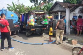 Pemkot Kediri fasilitasi pemasangan sambungan PDAM bagi warga Bujel