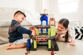 Pentingnya bermain untuk perkembangan  emosional anak