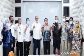 Kolaborasi BPS dan ULM untuk mendirikan Pojok Statistik di kampus