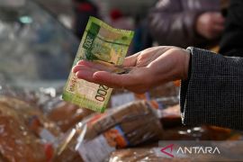 Rubel ditutup di tertinggi sejak Februari