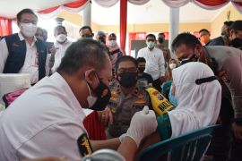 Wakapolda Jatim apresiasi vaksinasi di Sidoarjo