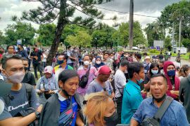 Antrean panjang warnai  penukaran tiket MotoGP Mandalika