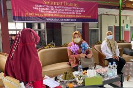 Kementerian PPPA kunjungi sekolah di Kota Makassar dorong SRA