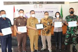Bupati Toba hadiri Pekan Panutan Pelaporan SPT Tahunan Pajak Penghasilan Orang Pribadi
