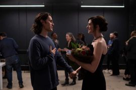 Jared Leto &amp; Anne Hathaway membagikan kesan main di serial "WeCrashed"