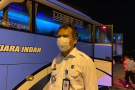 Sembilan orang warga binaan Lapas Palembang dipindahkan ke Lapas Kalianda Lampung