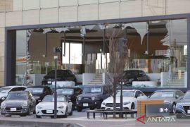 Jepang periksa kerusakan di pagi hari setelah diguncang gempa dahsyat semalam